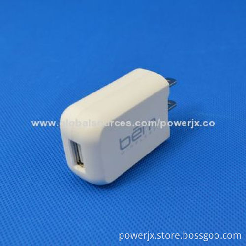 Wall-mounted American and European 2p 5V 1A Travel Adapter